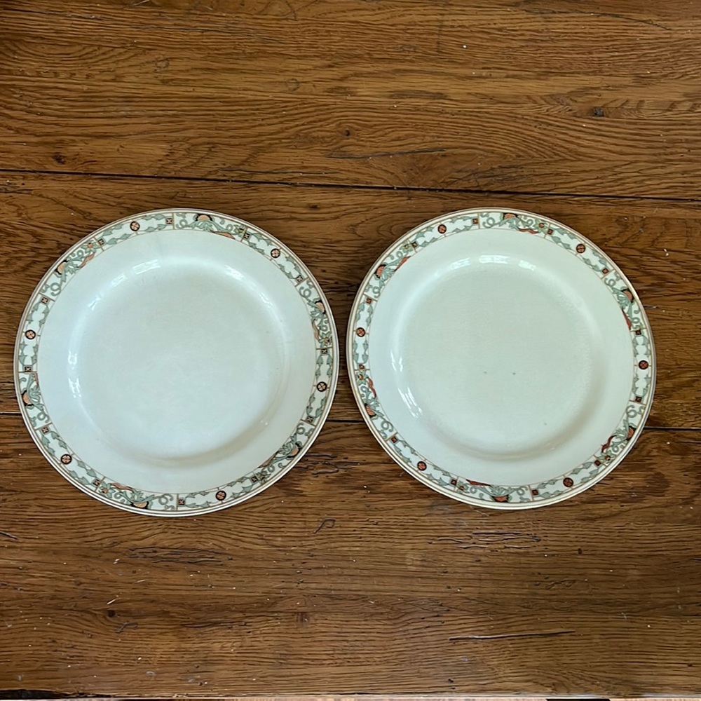 2 Vintage Johnson Brother’s Side/Dessert Plates
